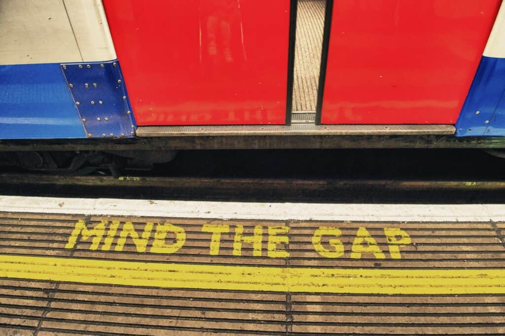Warning sign on an Underground station platform